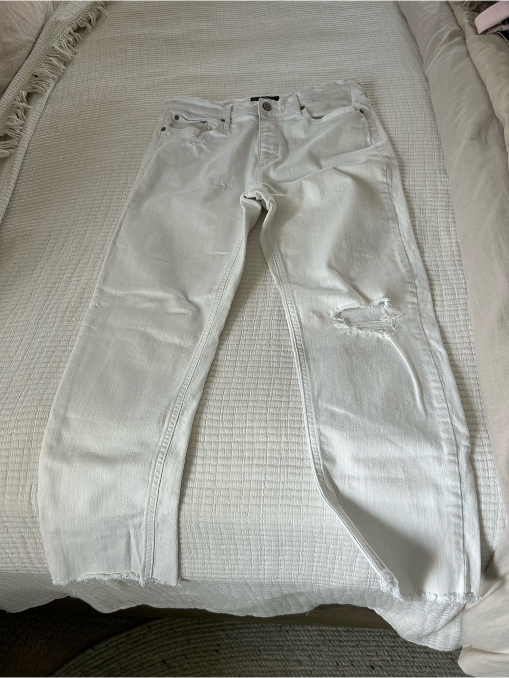 Banana Republic White Straight-Leg Jeans with Distressed Knee